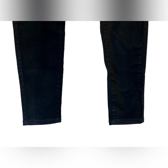 Black Skinny Leg Jeggings Size 6 - Picture 3 of 11